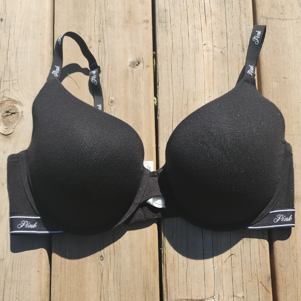 (38D) PINK Victoria's Secret Classic Black Bra Soft Daily Adjustable Padded VS